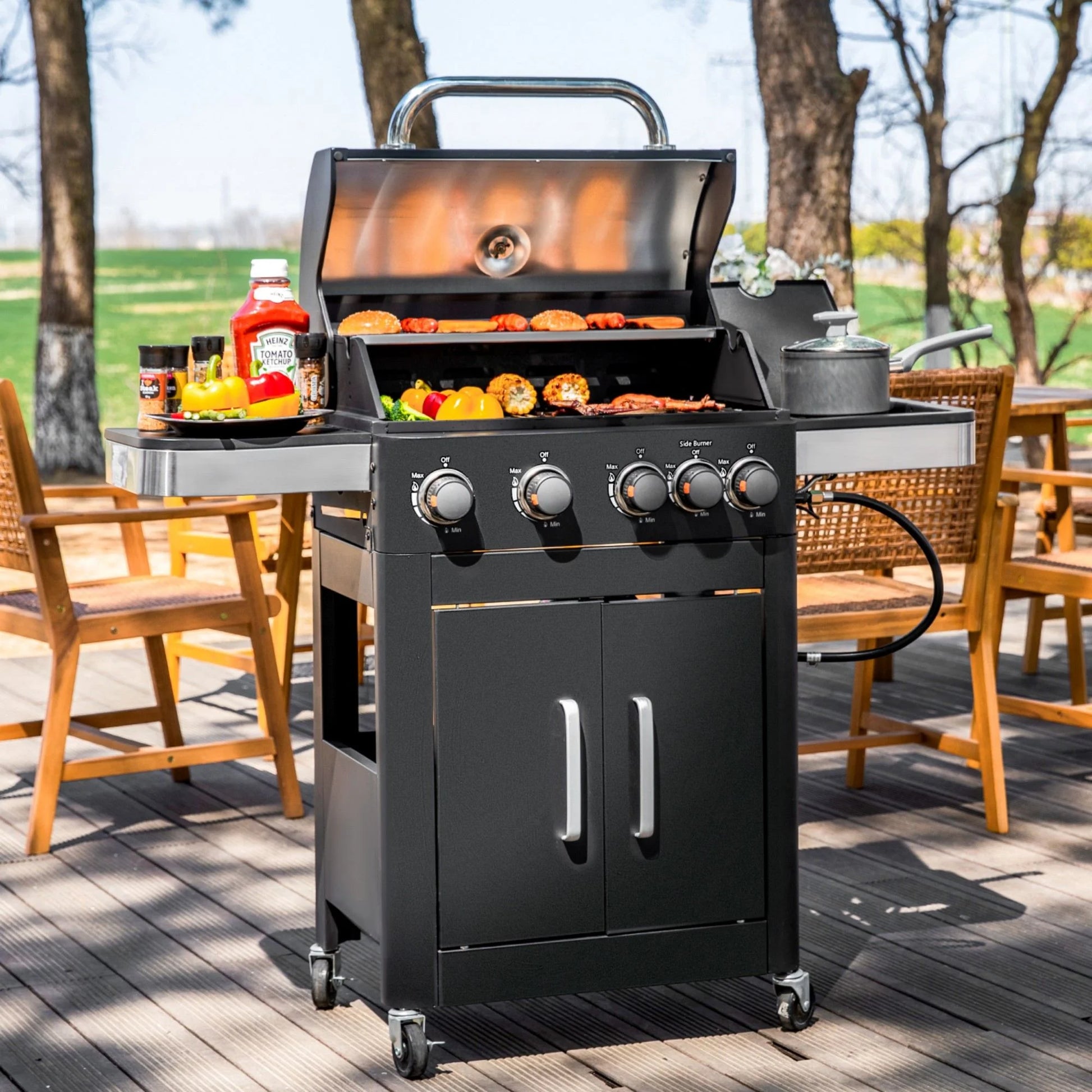 4 Burner Propane Gas Grill and Griddle Combo with Side Burner BBQ Grill - Black