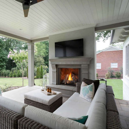 Majestic Courtyard 55K BTU 36-Inch Traditional Outdoor Natural Gas Fireplace (No Refractory) [ODCOUG-36NR] (SAK74218)